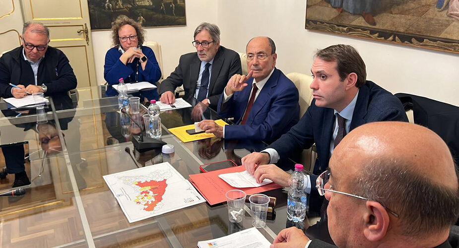 Crisi idrica e agricola in Sicilia, il presidente Schifani: «Pronti a chiedere lo stato di emergenza nazionale»
